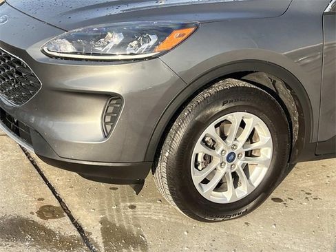 Certified 2022 Ford Escape SE w/ Convenience Package image 9