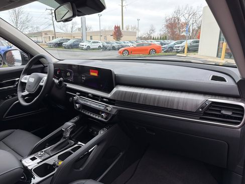 New 2025 Kia Telluride EX image 15