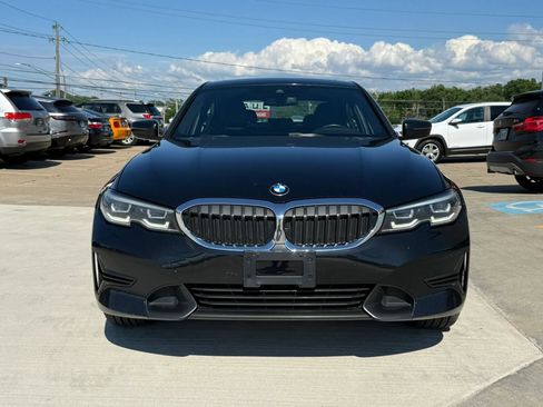 Used 2021 BMW 330i xDrive Sedan w/ Convenience Package AWD/4WD image 2