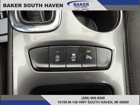 Used 2019 Chevrolet Cruze LT w/ Convenience Package image 22