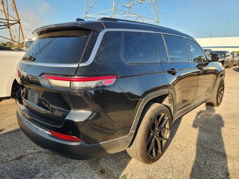 Used 2021 Jeep Grand Cherokee L Limited RWD image 5