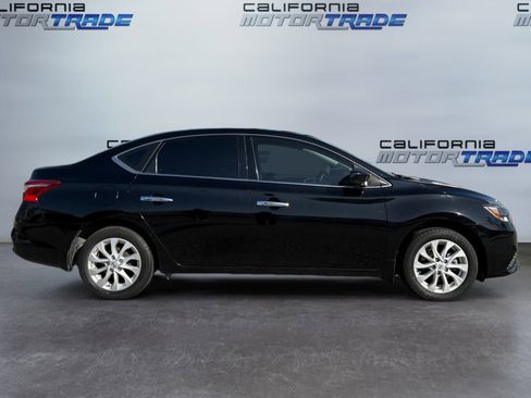 Used 2019 Nissan Sentra SV image 4