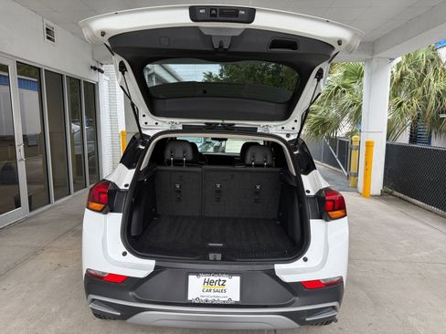 Used 2025 Buick Encore GX Preferred FWD image 30