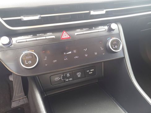 Used 2024 Hyundai Sonata SEL FWD image 19