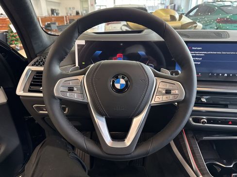 New 2026 BMW X7 xDrive40i image 17