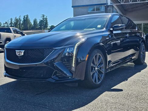 Used 2025 Cadillac CT5 V w/ Technology Package AWD/4WD image 7