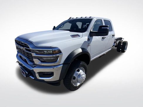 New 2026 RAM 5500 Tradesman w/ Chrome Appearance Group AWD/4WD image 59
