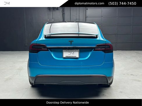 Used 2023 Tesla Model X image 5