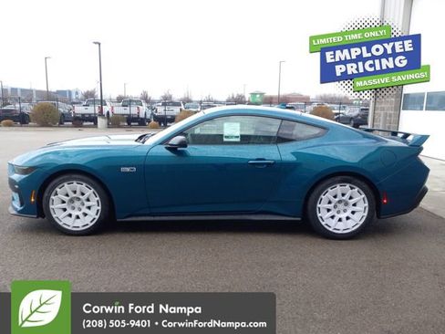 New 2026 Ford Mustang GT Premium w/ GT Performance Package RWD image 6