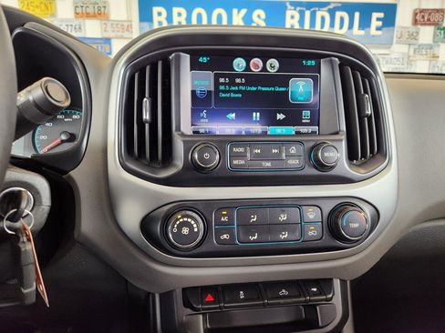 Used 2015 Chevrolet Colorado LT RWD image 7
