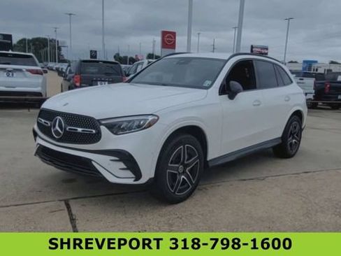 Used 2025 Mercedes-Benz GLC 300 image 4