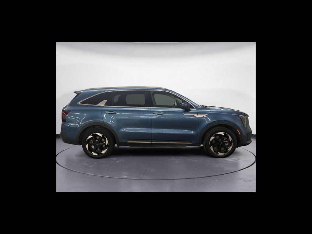 Used 2025 Kia Sorento EX AWD/4WD image 7