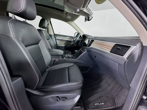 Used 2023 Volkswagen Atlas SEL image 30