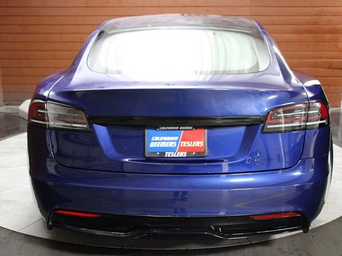 Used 2022 Tesla Model S AWD image 11