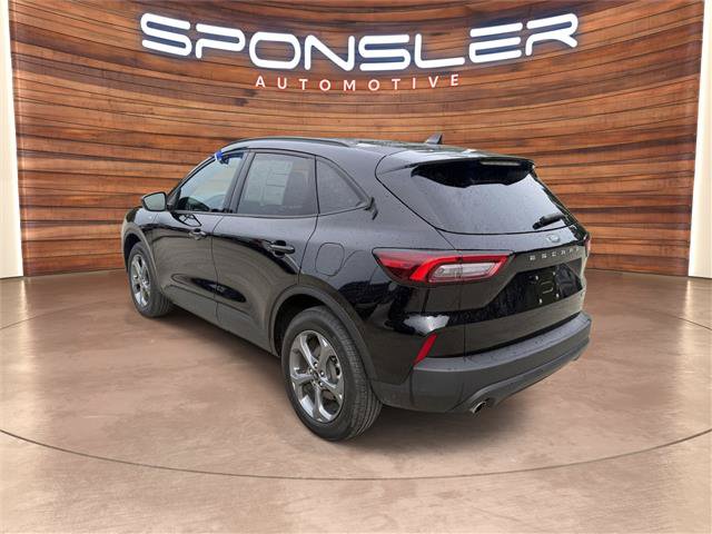 Certified 2025 Ford Escape ST-Line AWD/4WD image 4