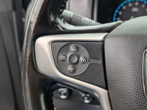 Used 2018 GMC Canyon SLE w/ SLE Convenience Package image 18