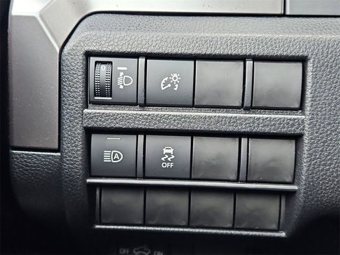 New 2025 Toyota Tacoma TRD Off-Road image 12