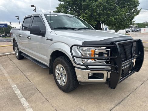 Used 2018 Ford F150 XLT image 3