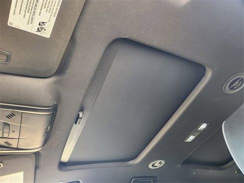 Used 2023 Buick Enclave Avenir w/ Avenir Technology Package image 25