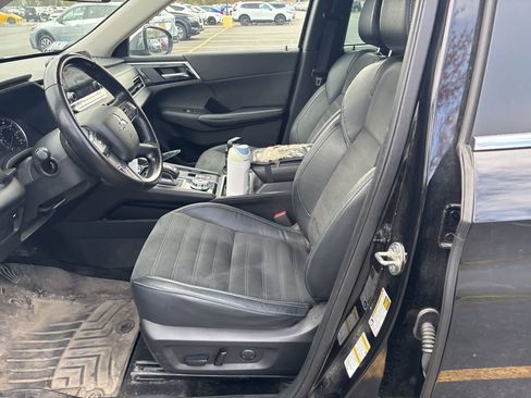 Used 2022 Mitsubishi Outlander SE AWD/4WD image 7