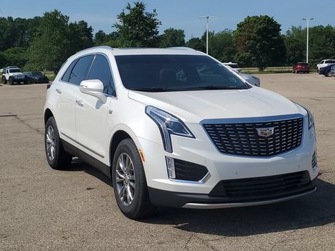 Certified 2023 Cadillac XT5 Premium Luxury w/ LPO, Floor Liner Package AWD/4WD image 2