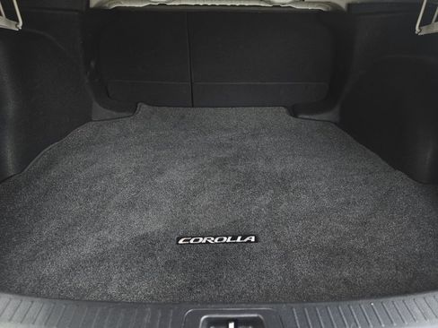 Used 2024 Toyota Corolla SE image 12