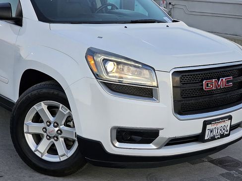 Used 2016 GMC Acadia SLE image 6