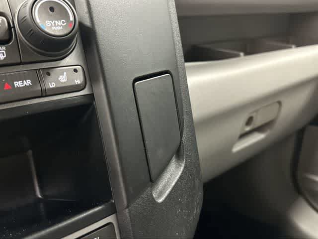 Used 2013 Honda Pilot Touring image 25
