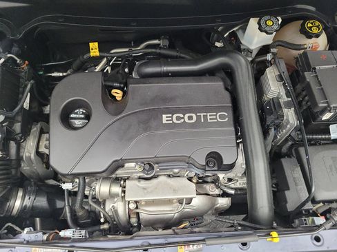 Used 2019 Chevrolet Equinox LT FWD image 30