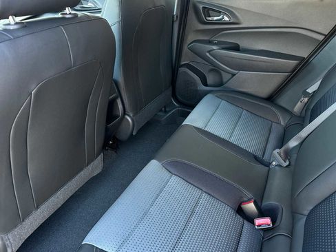 New 2025 Chevrolet Trax LT w/ Driver Confidence Package image 7