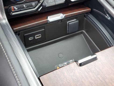 Certified 2023 GMC Yukon Denali Ultimate w/ LPO, Floor Liner Package image 36