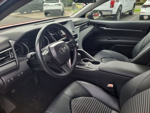 Used 2024 Toyota Camry SE FWD image 10
