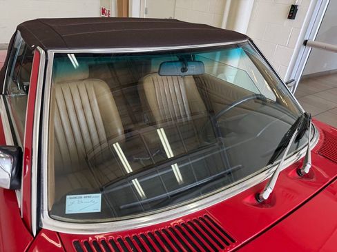 Used 1988 Mercedes-Benz 560 SL image 47