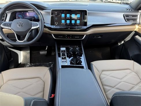 New 2026 Volkswagen Atlas Cross Sport SE image 8