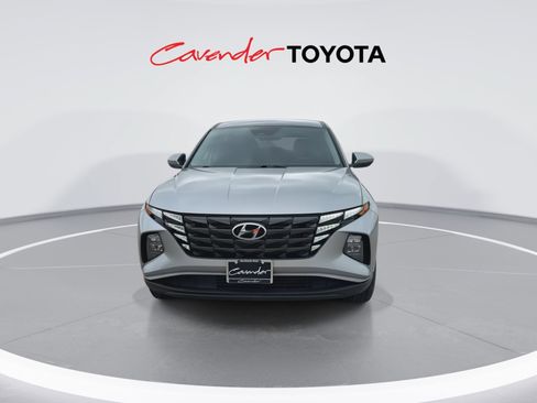 Used 2024 Hyundai Tucson SE FWD image 3