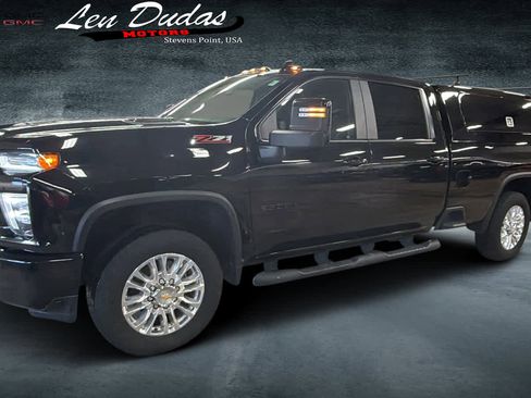 Used 2022 Chevrolet Silverado 2500 LTZ w/ LTZ Plus Package image 2