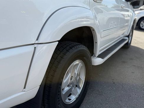 Used 2002 Toyota Sequoia Limited AWD/4WD image 29