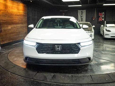 Used 2025 Honda Accord LX image 4