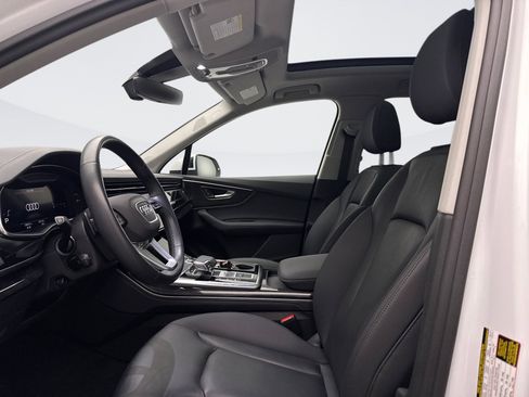 Used 2023 Audi Q7 2.0T Premium Plus w/ Premium Plus Package AWD/4WD image 9