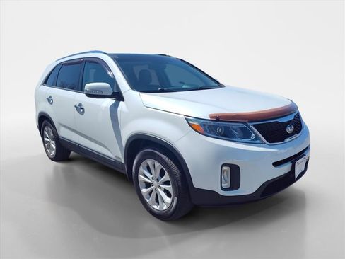 Used 2014 Kia Sorento EX w/ EX V6 Touring Package AWD/4WD image 7