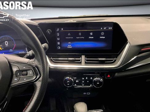 Certified 2024 Chevrolet Trax RS w/ Driver Confidence Package FWD image 6