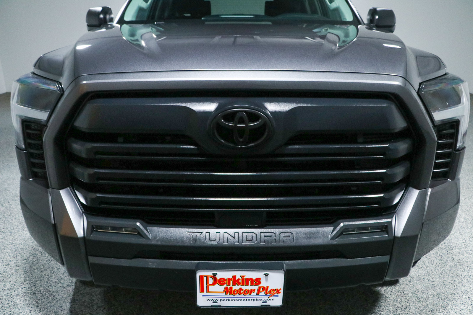 Used 2024 Toyota Tundra SR5 AWD/4WD image 5