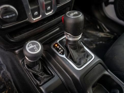 Used 2022 Jeep Wrangler Sport S image 25