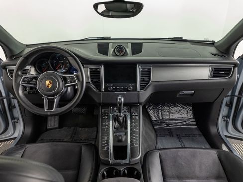 Used 2017 Porsche Macan GTS image 31