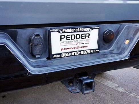 Used 2021 Chevrolet Silverado 1500 LT Trail Boss w/ Bed Protection Package image 16