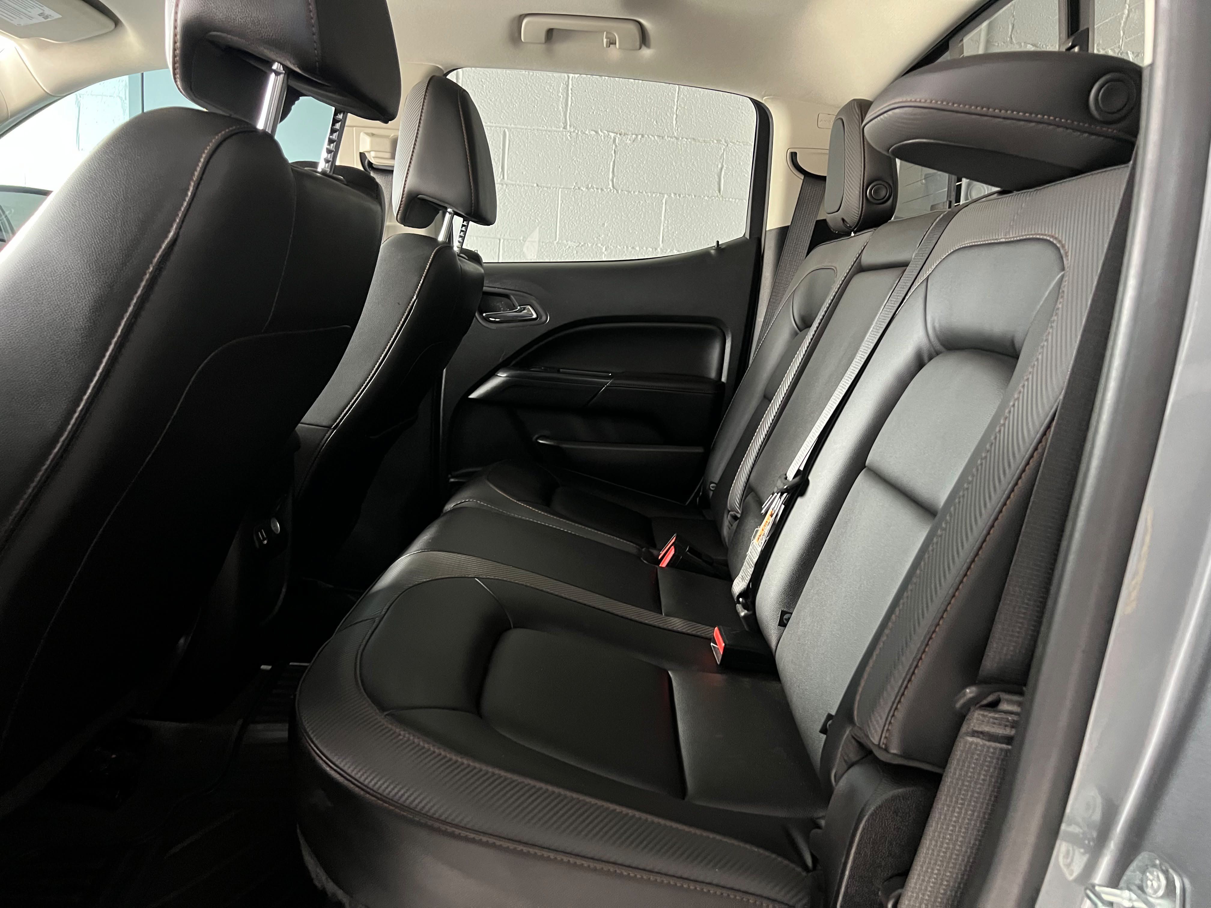 Used 2022 GMC Canyon AT4 w/ Trailering Package AWD/4WD image 14