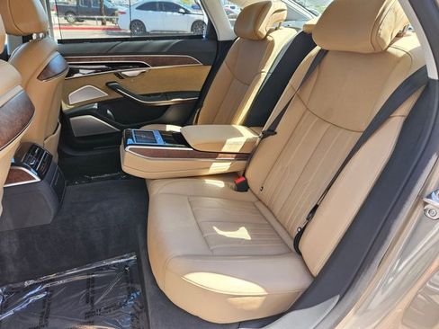 Used 2021 Audi A8 L 4.0T image 25