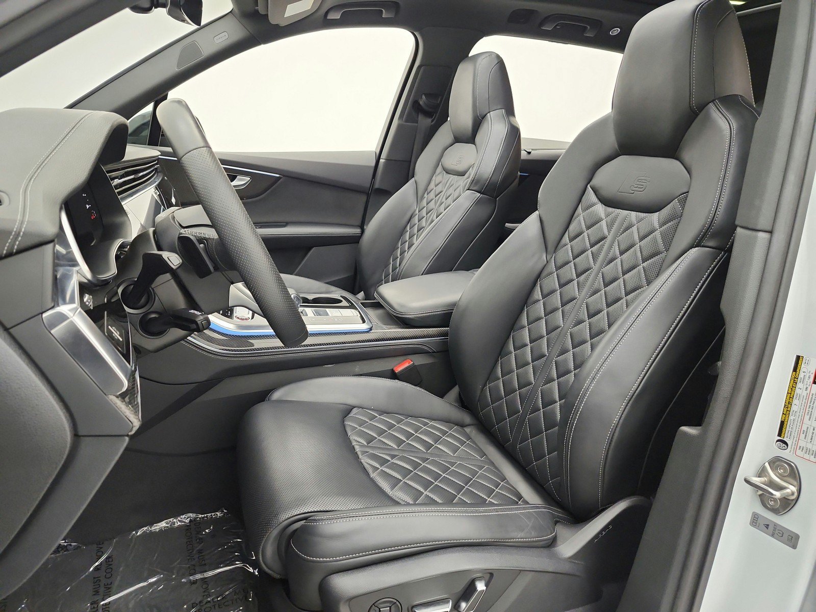 Used 2023 Audi SQ7 Premium Plus w/ Executive Package AWD/4WD image 14
