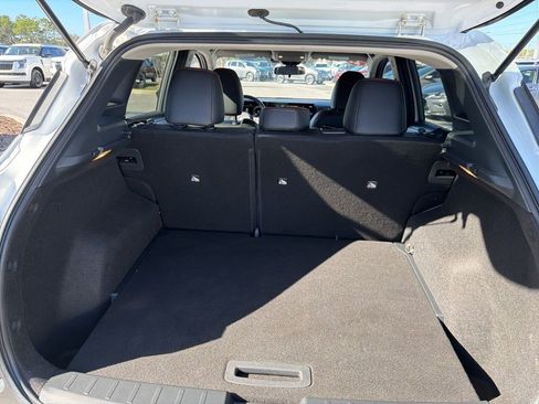 Certified 2025 Nissan Kicks SR image 15