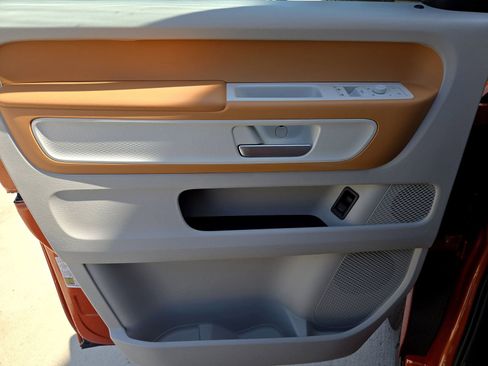 New 2025 Volkswagen ID. Buzz 1st Edition image 21